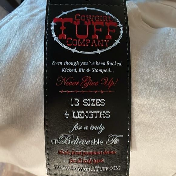 Cowgirl Tuff Co. White Jeans - Picture 10 of 11
